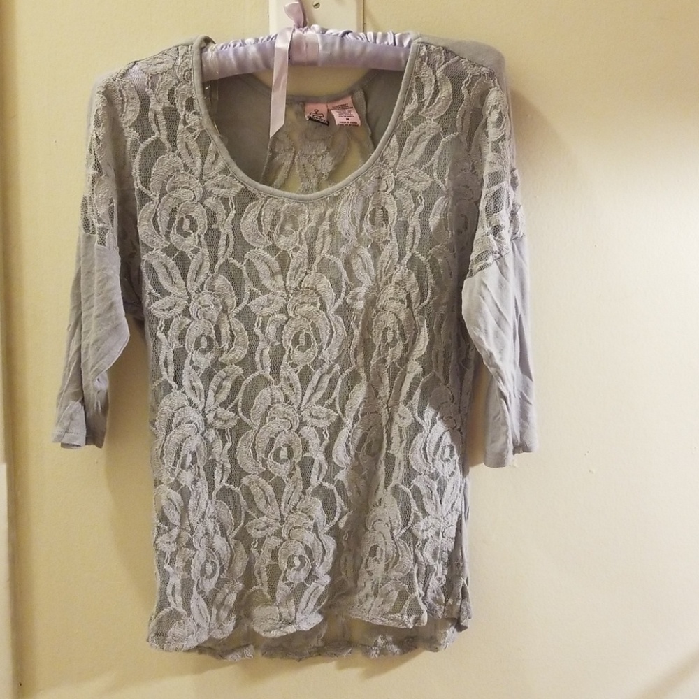 Gray shirt